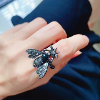 Нова Буква Bee High Edition, Винтажное Черно Модно персонализирани отворен пръстен