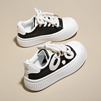 Дамски малки бели обувки 2023, Универсална обувки на дебела подметка за по-малките зрители, популярна обувки, Дишаща ежедневни черно-бели обувки за украса