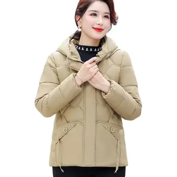 Висококачествено дамско яке с качулка и памучна подплата, на Кратко топло палто с подплата, 